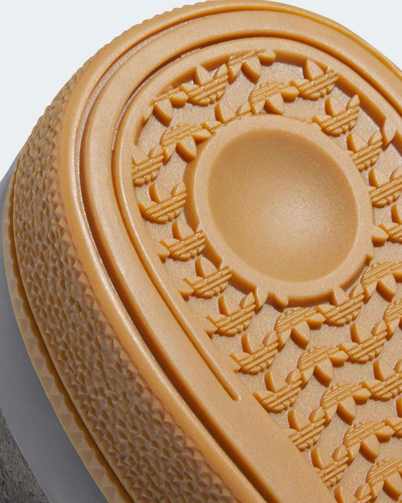 Adidas skatebaording Busenitz Grey Three Gum style number IF4616