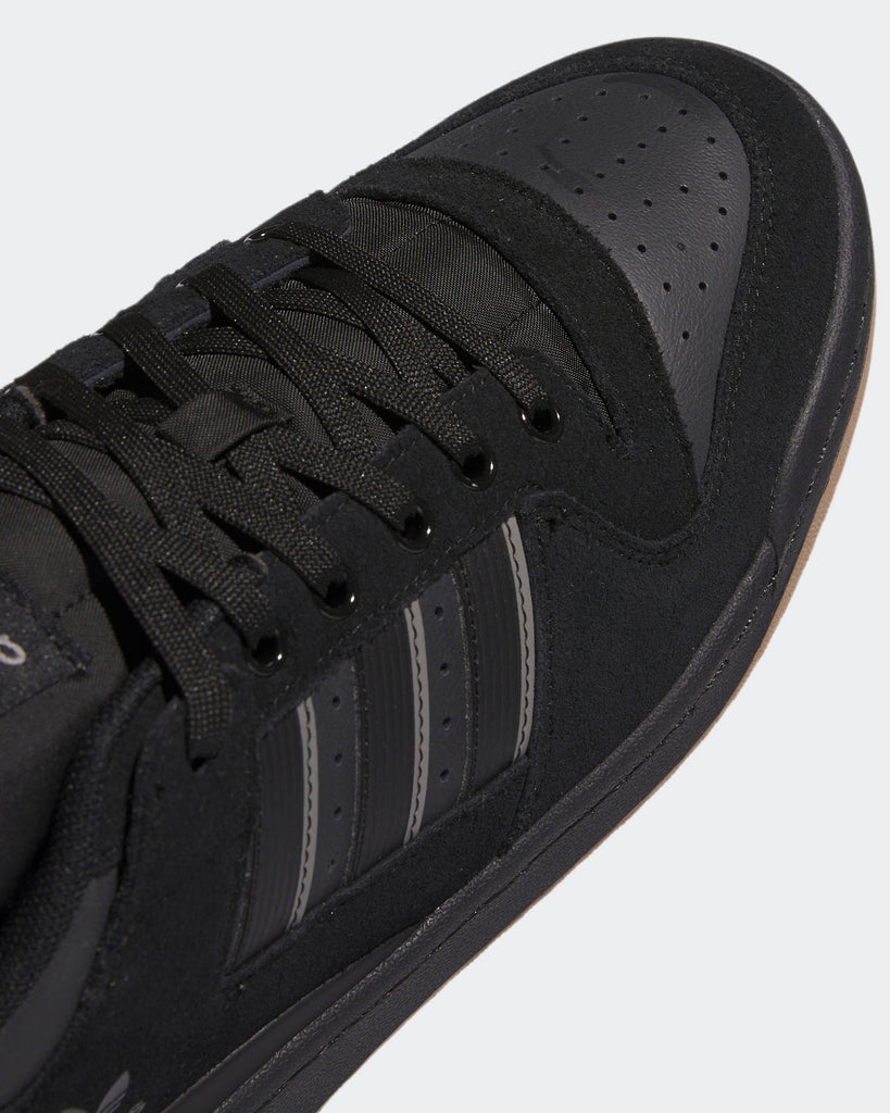 Adidas Skateboarding IG7581 Color: Black Carbon Grey Gum