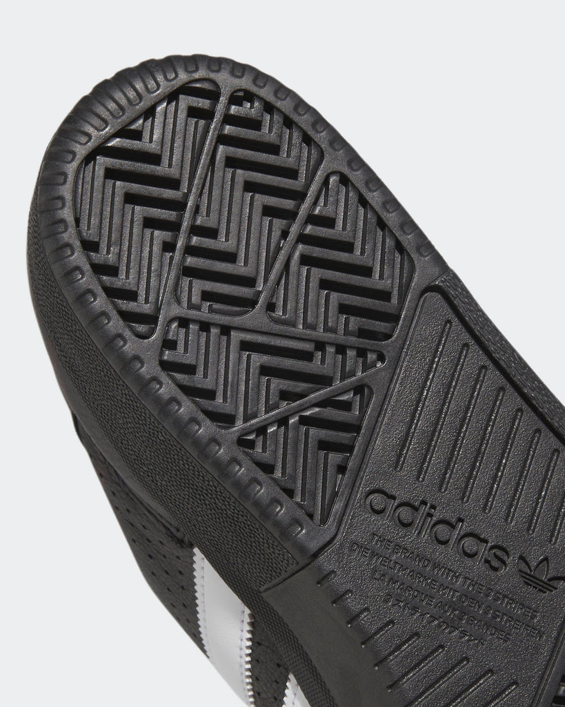 adidas skateboarding buy tyshawn low black white black IE3124 skate shoes