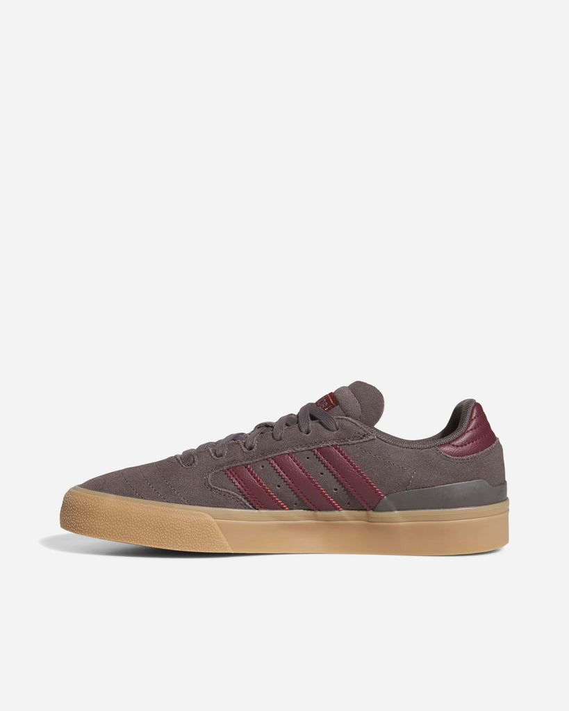 adidas busenitz vulc II JQ1028 busenitz vulc II charcoal red gum