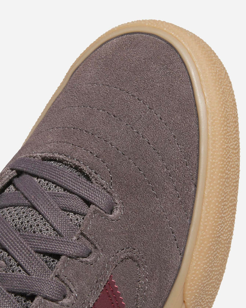 adidas busenitz vulc II JQ1028 busenitz vulc II charcoal red gum